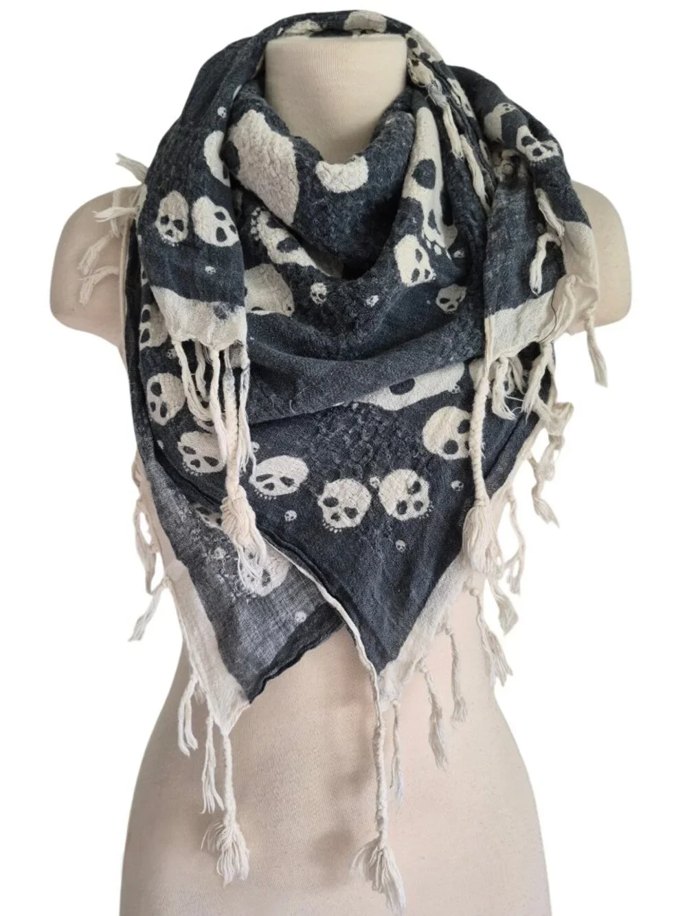 Zara RARE Skull Grunge Scarf Grey and White Textured Tassels